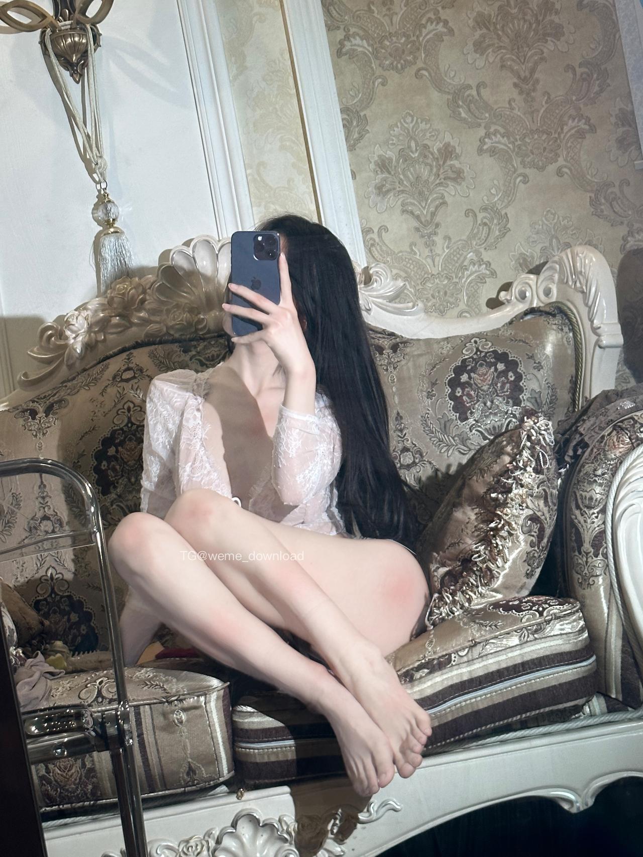 图片[1]-抖音 小师妹 微密圈  NO.019期 【25P】最新至：2024.6.26-微秘圈